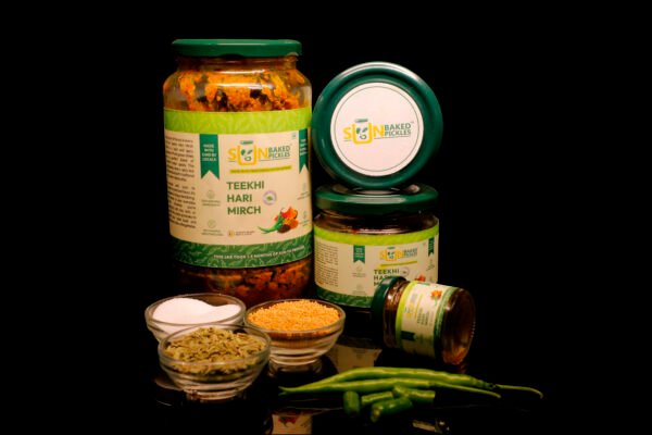 Teekhi Hari Mirchi
